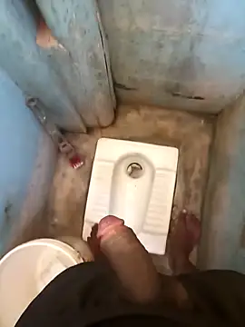 Snapshot of bangaloresexyguy chatting on 02-11-26, 04:12 bangaloresexyguy online show from 02-11-26, 04:12