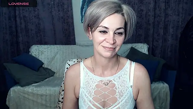 Blonde lola444 online show from 12-20-24, 08:01