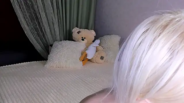 Sweeet Barbie online show from 03-19-26, 04:40