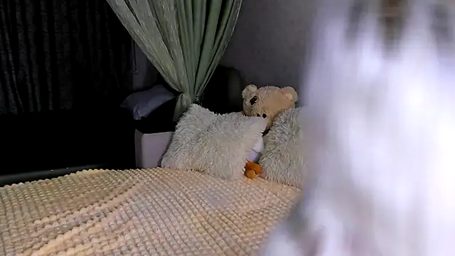 Sweeet Barbie online show from 11-16-25, 05:39