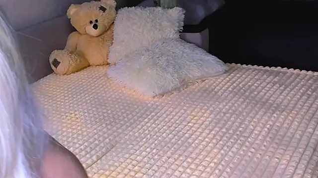 Sweeet Barbie online show from 11-06-25, 04:00