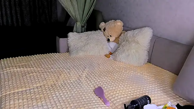 Sweeet Barbie online show from 11-25-25, 03:34