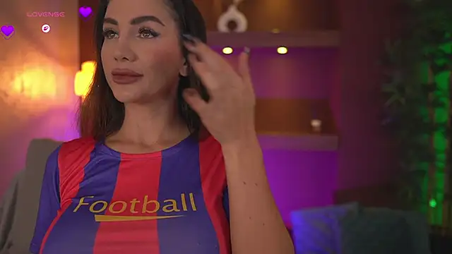 JustinneJade online show from 10-16-25, 04:21