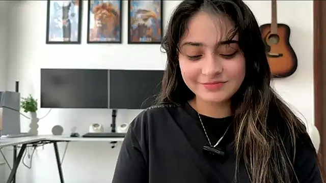 Snapshot of demieliss chatting on 05-17-26, 08:47 demieliss online show from 05-17-26, 08:47