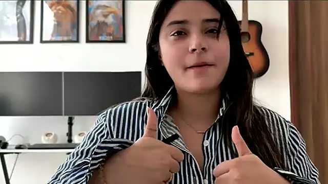 Snapshot of demieliss chatting on 05-25-26, 09:30 demieliss online show from 05-25-26, 09:30