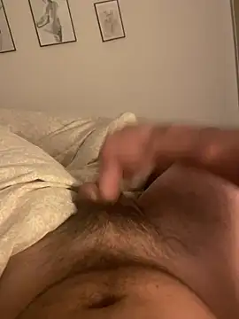 Snapshot of Banana_Boy chatting on 03-07-25, 11:05 Banana Boy online show from 03-07-25, 11:05