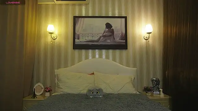  Eva Lee online show from 10-06-25, 08:20