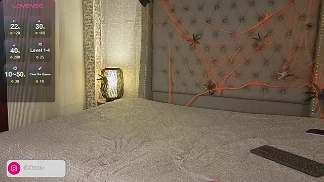 Shantal Joness online show from 10-31-25, 10:05