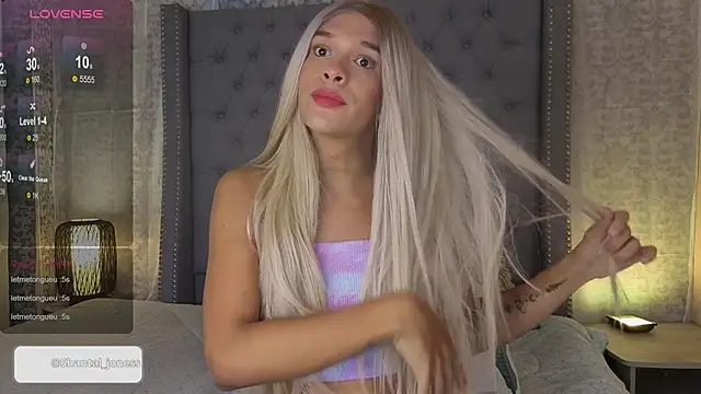 Shantal Joness online show from 11-14-25, 09:40