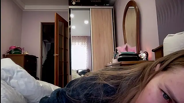 Viola sweet online show from 11-17-25, 10:41