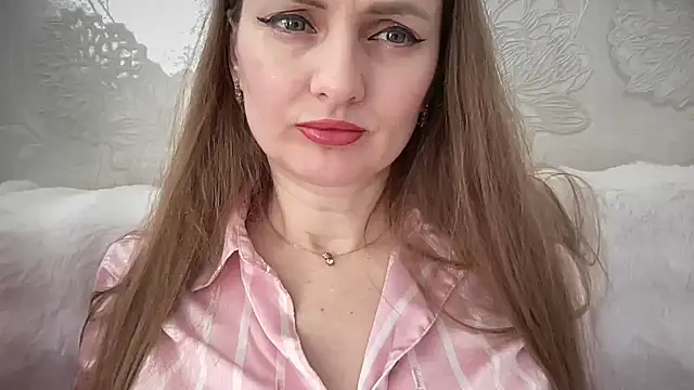 Snapshot of Viola_sweet chatting on 03-01-26, 12:16 Viola sweet online show from 03-01-26, 12:16