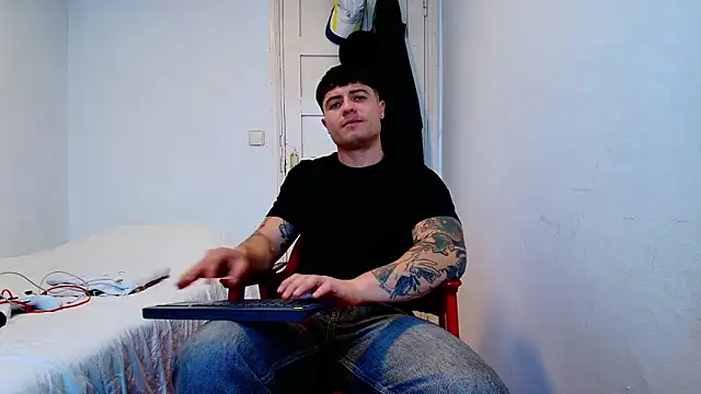juandking online show from 11-20-25, 03:02
