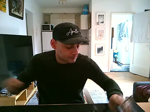 mihaimichael online show from 05-04-26, 08:28