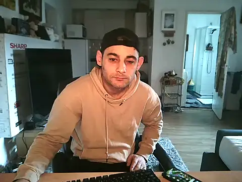 mihaimichael online show from 11-26-25, 02:17