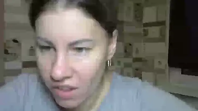 Snapshot of TherestlessKitty chatting on 09-28-25, 06:09 TherestlessKitty online show from 09-28-25, 06:09