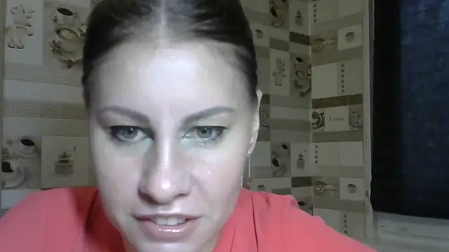 Snapshot of TherestlessKitty chatting on 09-22-25, 06:08 TherestlessKitty online show from 09-22-25, 06:08