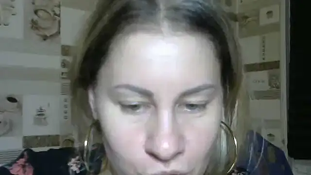 Snapshot of TherestlessKitty chatting on 10-19-25, 10:23 TherestlessKitty online show from 10-19-25, 10:23