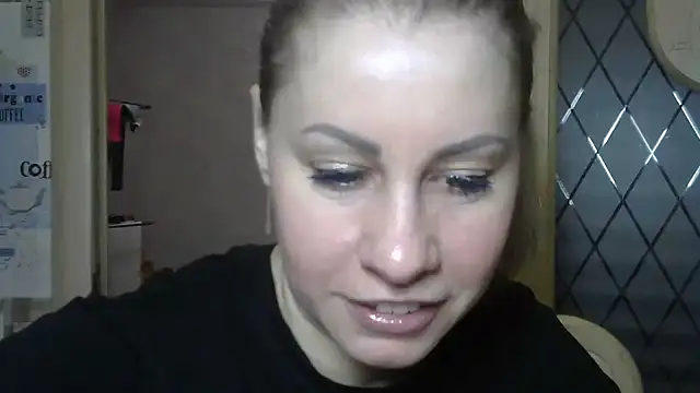 Snapshot of TherestlessKitty chatting on 03-06-25, 06:52 TherestlessKitty online show from 03-06-25, 06:52