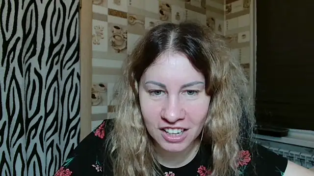 TherestlessKitty online show from 04-08-26, 10:22