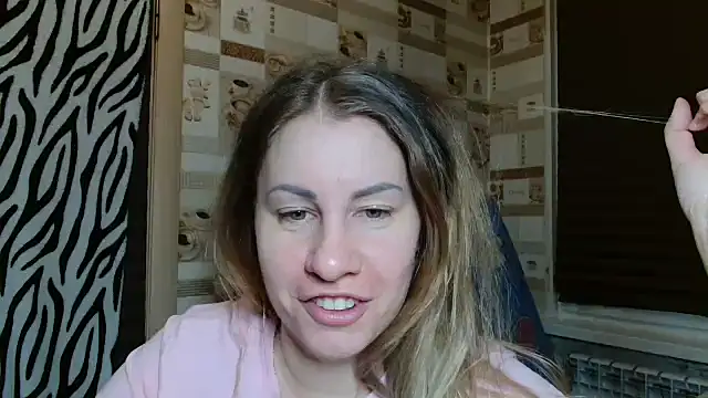 TherestlessKitty online show from 02-16-26, 10:29