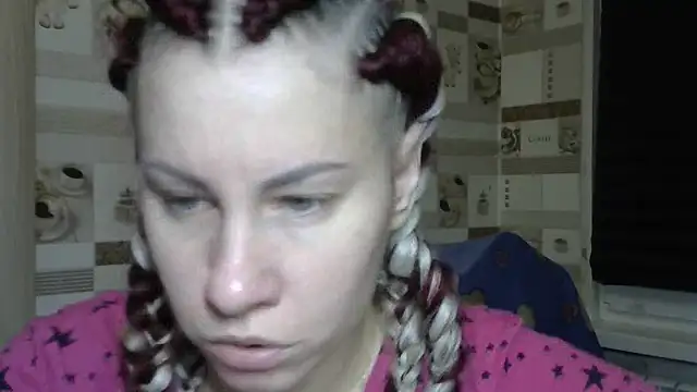 Snapshot of TherestlessKitty chatting on 10-11-25, 10:11 TherestlessKitty online show from 10-11-25, 10:11