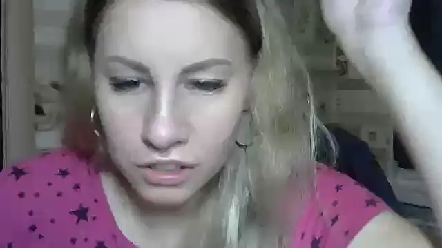 Snapshot of TherestlessKitty chatting on 10-10-25, 06:58 TherestlessKitty online show from 10-10-25, 06:58