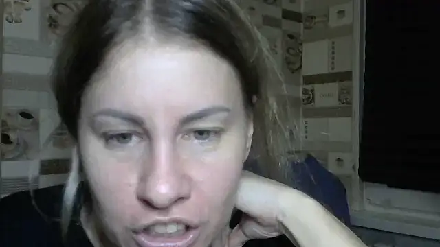 Snapshot of TherestlessKitty chatting on 10-03-25, 11:17 TherestlessKitty online show from 10-03-25, 11:17