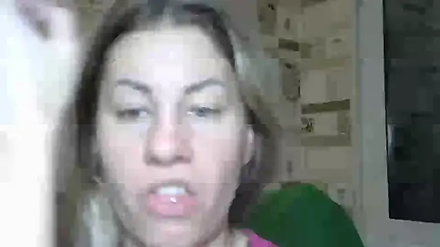 Snapshot of TherestlessKitty chatting on 09-29-25, 08:14 TherestlessKitty online show from 09-29-25, 08:14
