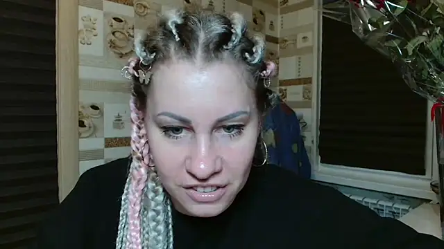 TherestlessKitty online show from 05-10-26, 10:22