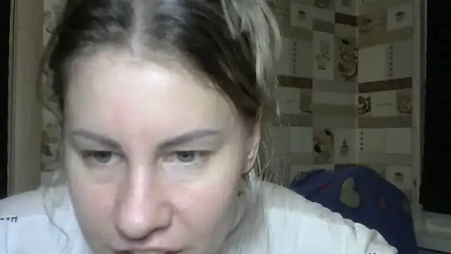 Snapshot of TherestlessKitty chatting on 09-30-25, 10:27 TherestlessKitty online show from 09-30-25, 10:27