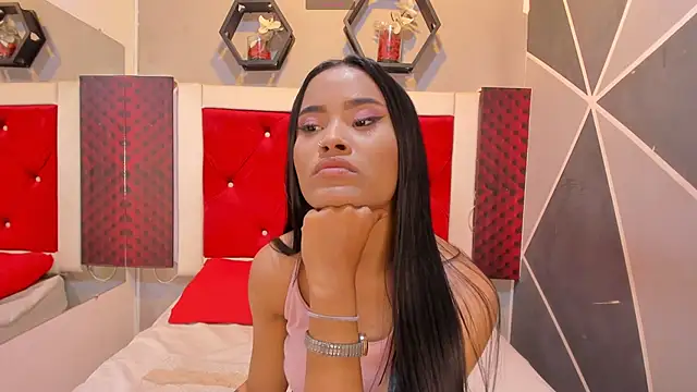 Karoll014 online show from 11-18-25, 12:19