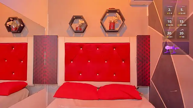 Karoll014 online show from 10-25-25, 12:04