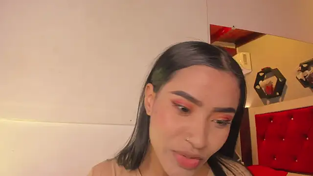 Snapshot of Karoll014 chatting on 07-01-26, 12:05 Karoll014 online show from 07-01-26, 12:05