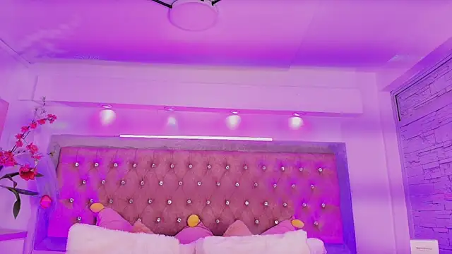 Tayzon Foxxx online show from 10-16-25, 12:57