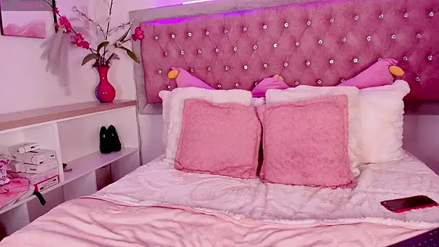 Tayzon Foxxx online show from 12-04-25, 12:48