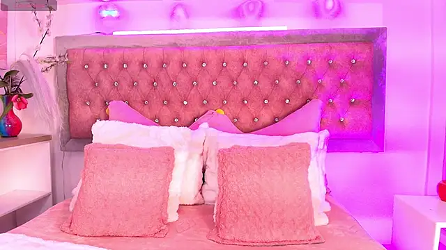 Tayzon Foxxx online show from 10-26-25, 12:49