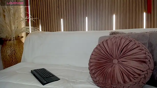 Tayzon Foxxx online show from 04-17-26, 08:22