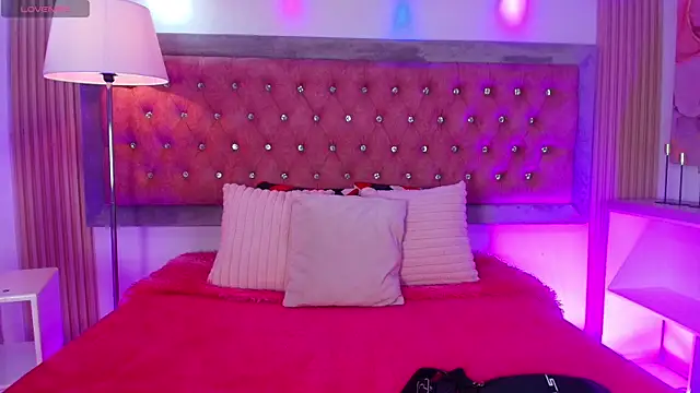 Tayzon Foxxx online show from 06-30-26, 08:20