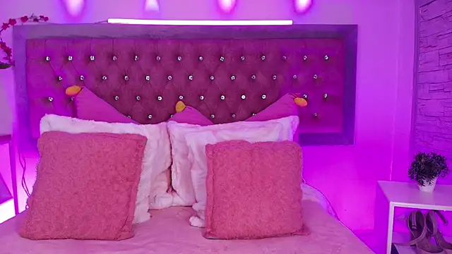 Tayzon Foxxx online show from 10-01-25, 12:53