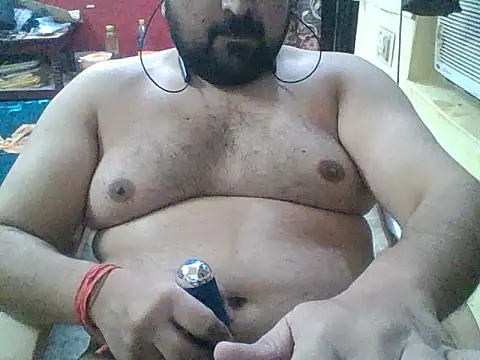 Snapshot of ARYANAVAILABLE chatting on 09-27-25, 12:39 ARYANAVAILABLE online show from 09-27-25, 12:39