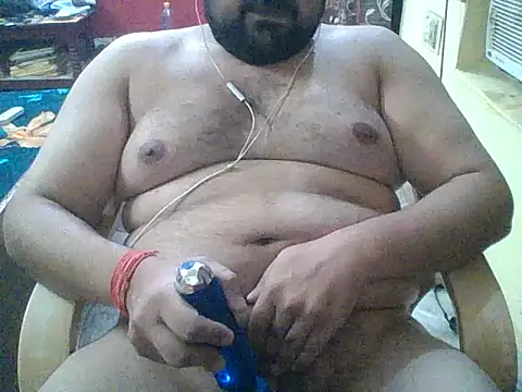Snapshot of ARYANAVAILABLE chatting on 09-24-25, 01:17 ARYANAVAILABLE online show from 09-24-25, 01:17