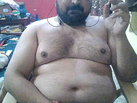 ARYANAVAILABLE online show from 12-22-25, 10:32