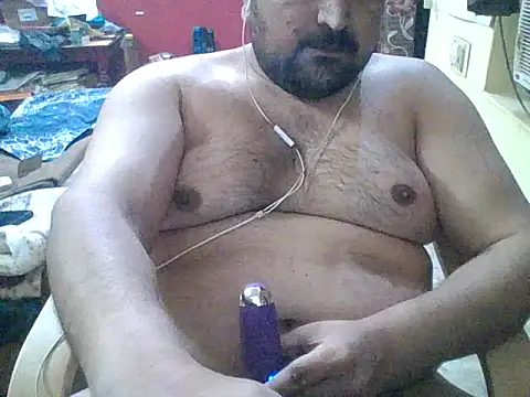 ARYANAVAILABLE online show from 03-16-26, 08:55