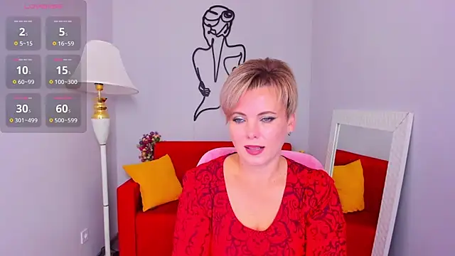 Julia Wilsone online show from 10-29-25, 07:07