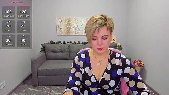 Julia Wilsone online show from 01-06-26, 06:50