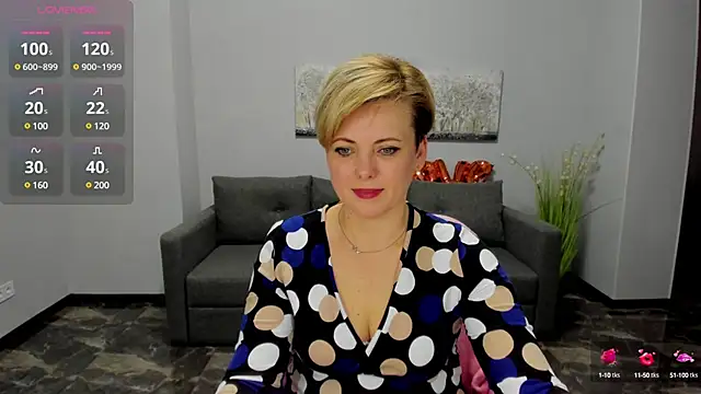 Snapshot of Julia_Wilsone chatting on 02-18-25, 01:22 Julia Wilsone online show from 02-18-25, 01:22