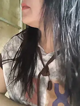 Sweetlove 77 online show from 10-26-25, 02:01