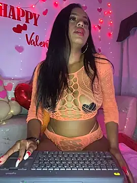Snapshot of AlisonHoot69 chatting on 02-18-25, 02:38 AlisonHoot69 online show from 02-18-25, 02:38