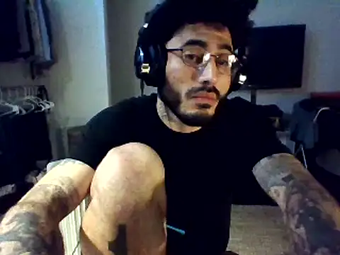 Snapshot of tengocanicas chatting on 02-14-25, 10:06 tengocanicas online show from 02-14-25, 10:06