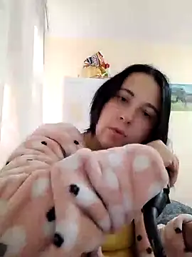 Gussie Bridie online show from 10-09-25, 04:35